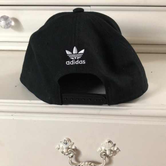 Adidas hat - Picture 3 of 3